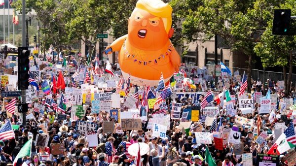 Anti Trumpdemonstrators 2